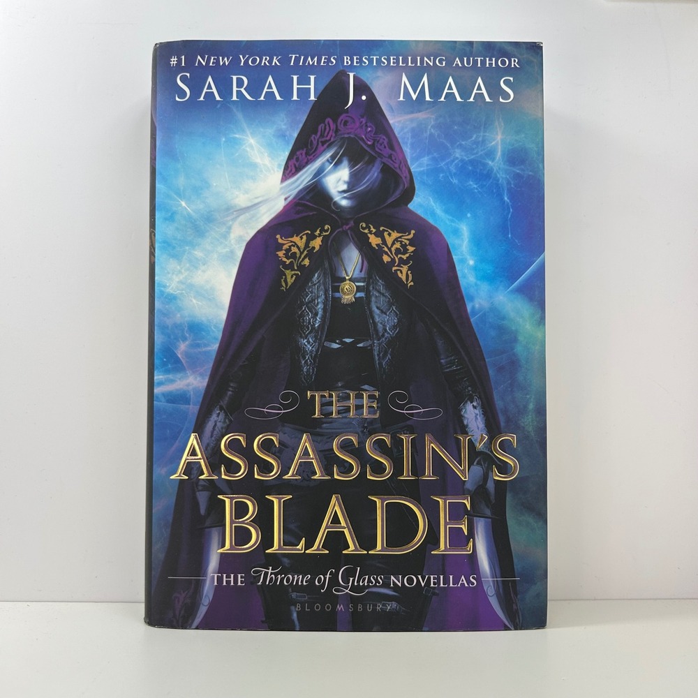 The Assassin's Blade Hardcover by Sarah J. Maas Throne of Glass
